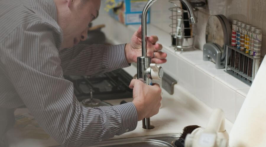 Professional Leak Detection Services in Martelle, IA